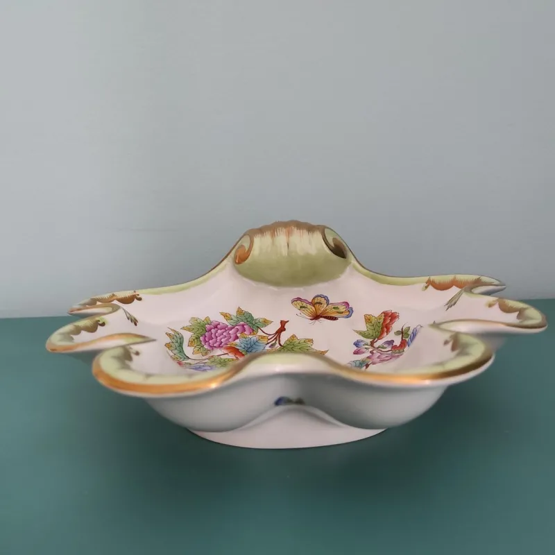 Pamono Vintage Shell Plate from Herend, 1970s> Serving Dishes
