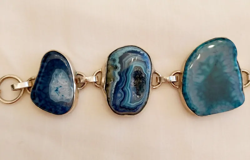 Pamono Vintage Silver Bracelet with Blue Agate Stones, 1970s> Bracelets