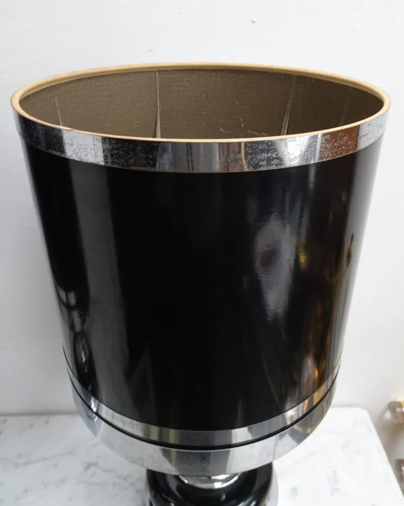 Pamono Vintage Space Age Chrome and Black Table Lamps from Massive, 1970s, Set of 2> Table Lamps