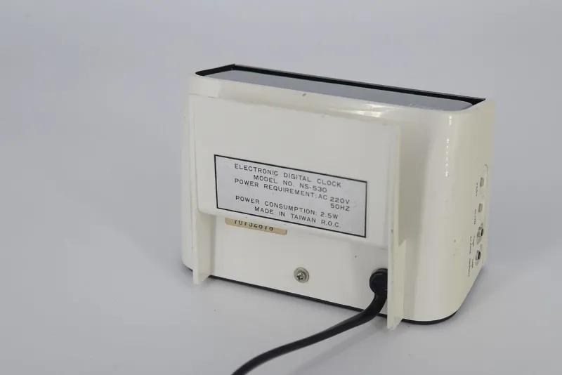 Sale Pamono Vintage Space Age Digital Alarm Clock, 1970s