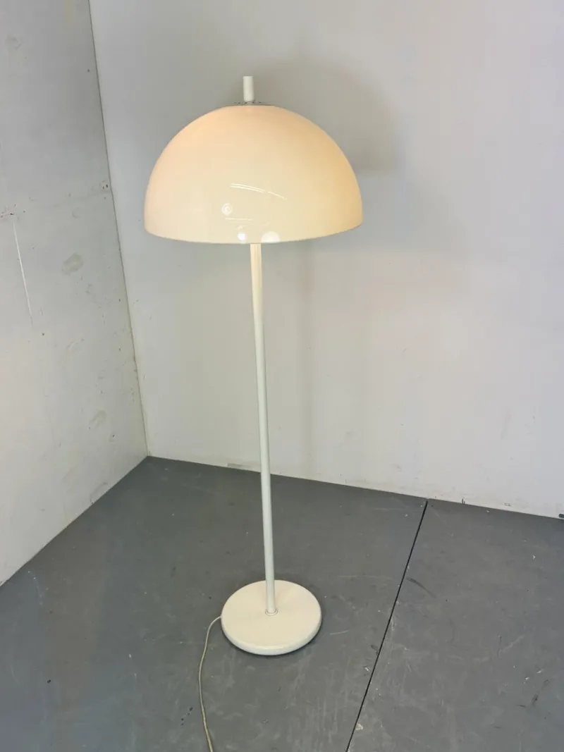 New Pamono Vintage Space Age Modernist White Mushroom Shape Floor Lamp from Dijkstra Lampen, 1970s