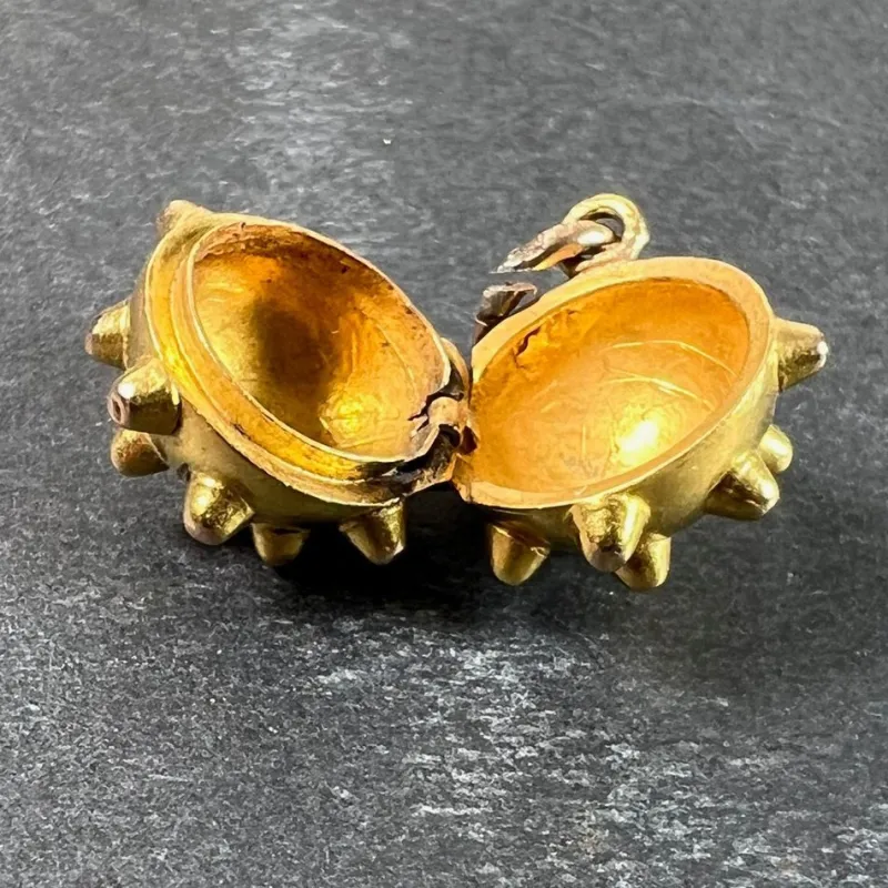 Best Pamono Vintage Sputnik Locket 18k Yellow Gold Charm Pendant, 1920s