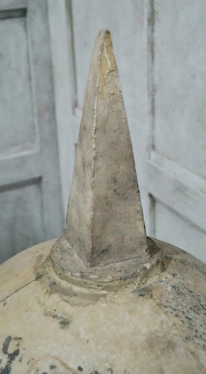 Pamono Vintage Stone Pier Caps, Set of 2> Garden Accessories