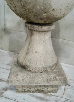Pamono Vintage Stone Pier Caps, Set of 2><noscript><img width=