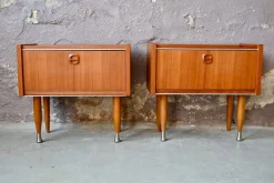 Pamono Vintage Style Scandinavian Bedside Tables or Nightstands, 1970s, Set of 2> Nightstands