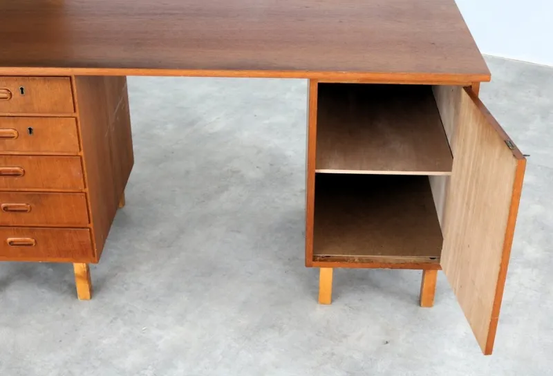 Pamono Vintage Swedish Desk in Teak, 1960s
