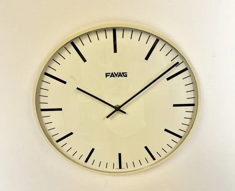 Hot Pamono Vintage Swiss Beige Wall Clock from Favag, 1970s