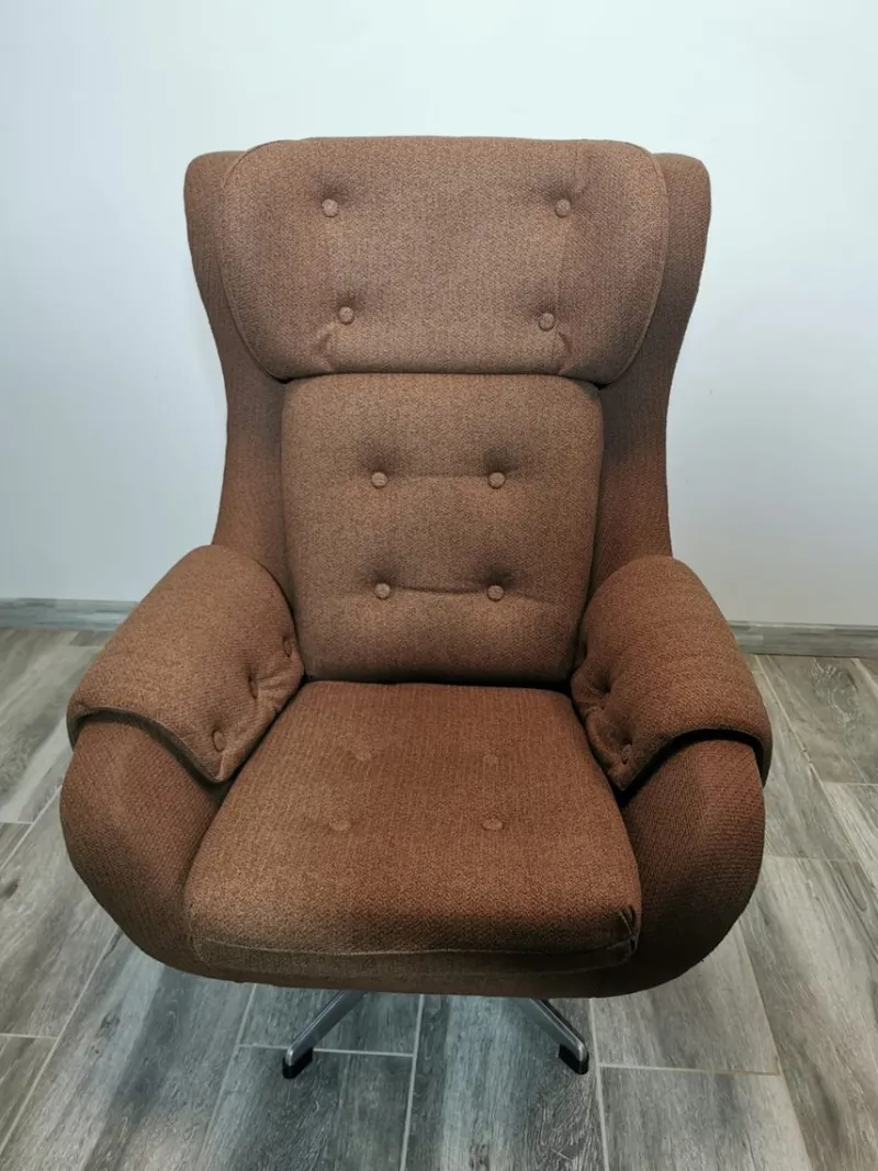 Pamono Vintage Swivel Chair from Up Zavody Rousinov, 1970s> Office Chairs