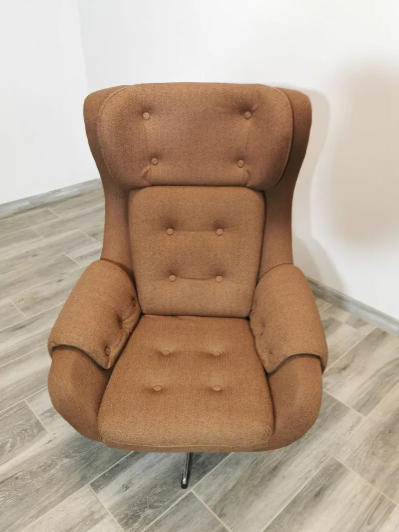 Pamono Vintage Swivel Chair from Up Zavody Rousinov, 1970s> Office Chairs