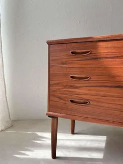 Discount Pamono Vintage Teak Chest of Drawers, 1960s