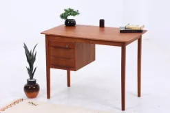 Sale Pamono Vintage Teak Desk, 1960s