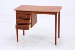 Sale Pamono Vintage Teak Desk, 1960s