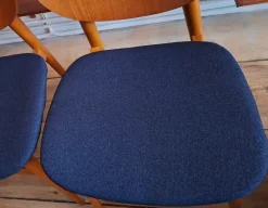 Pamono Vintage Teak Dining Chairs with Navy Blue Covers, 1960s, Set of 6> Side Chairs & Dining Chairs