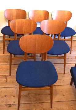 Pamono Vintage Teak Dining Chairs with Navy Blue Covers, 1960s, Set of 6><noscript><img width=