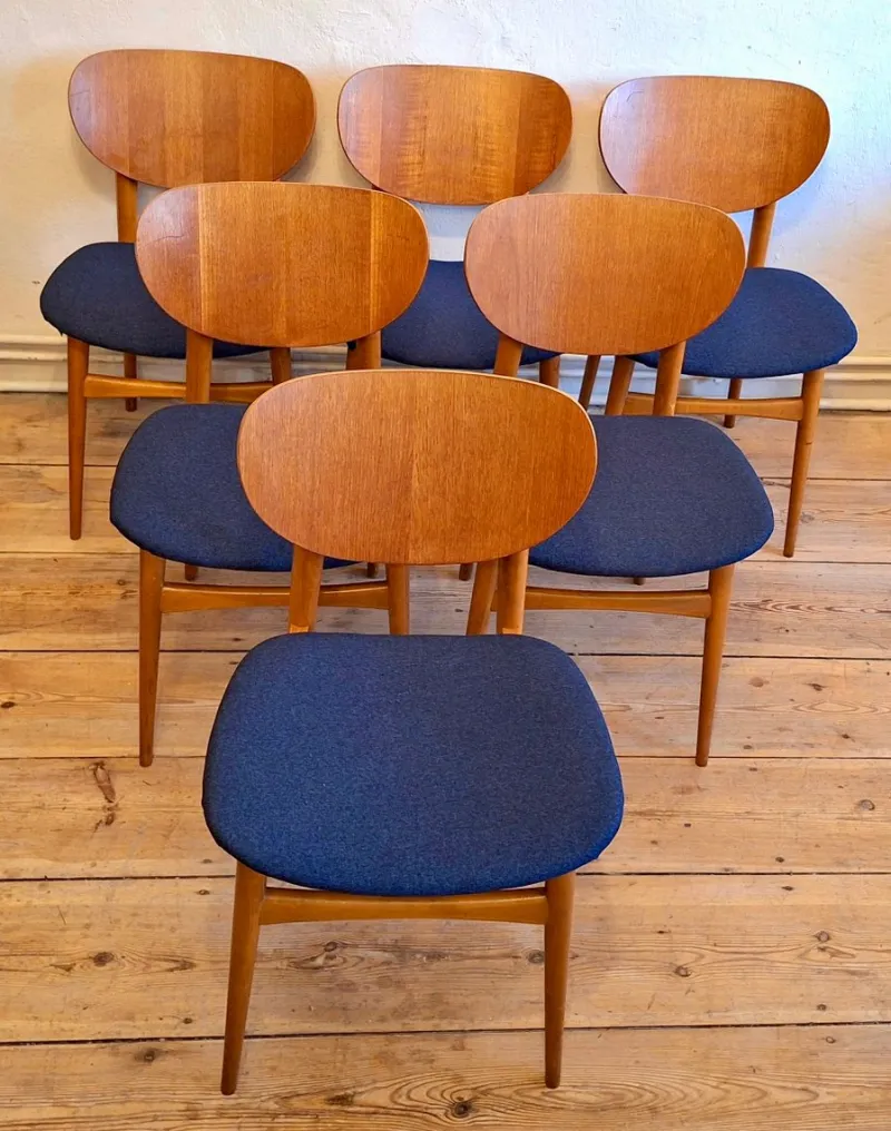 Pamono Vintage Teak Dining Chairs with Navy Blue Covers, 1960s, Set of 6> Side Chairs & Dining Chairs