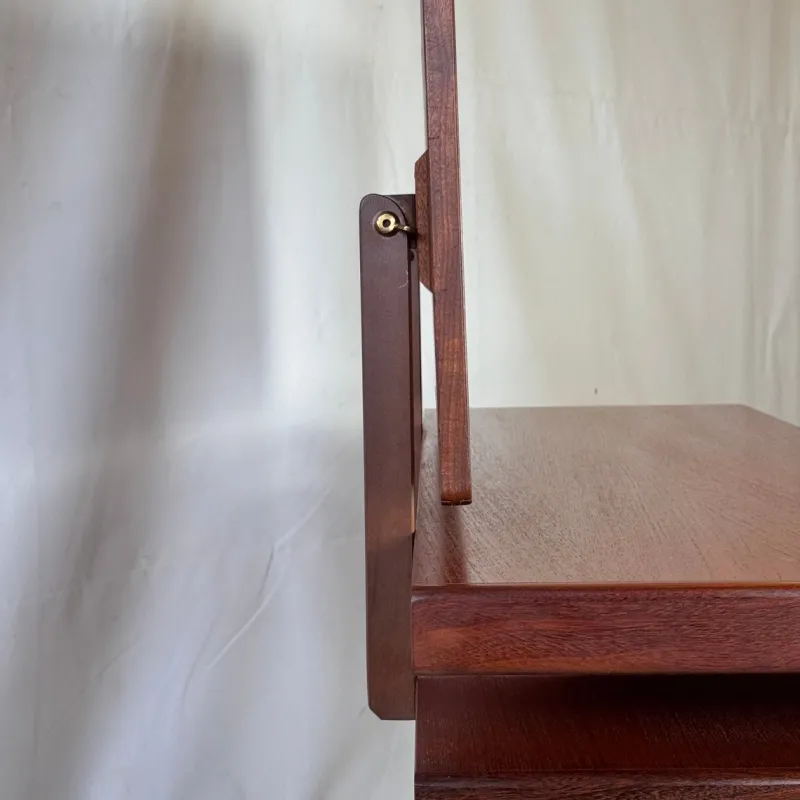 Pamono Vintage Teak Fresco Dresser by Viktor Wilkins for G-Plan, 1960s> Dressers, Commodes & Chests