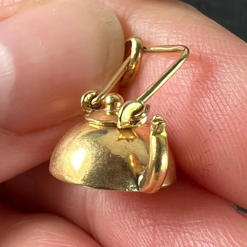 Pamono Vintage Teapot 18k Yellow Gold Charm Pendant, 1960s> Necklaces