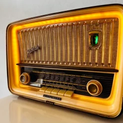 New Pamono Vintage Telefunken Jubilate 8 Radio with Bluetooth