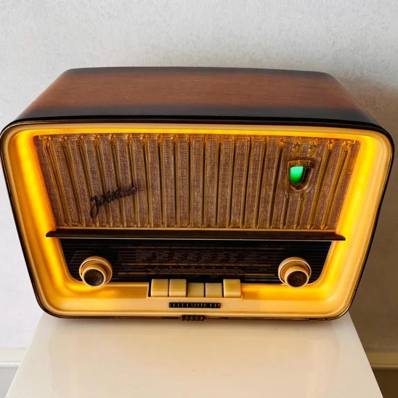 New Pamono Vintage Telefunken Jubilate 8 Radio with Bluetooth