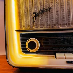 New Pamono Vintage Telefunken Jubilate 8 Radio with Bluetooth