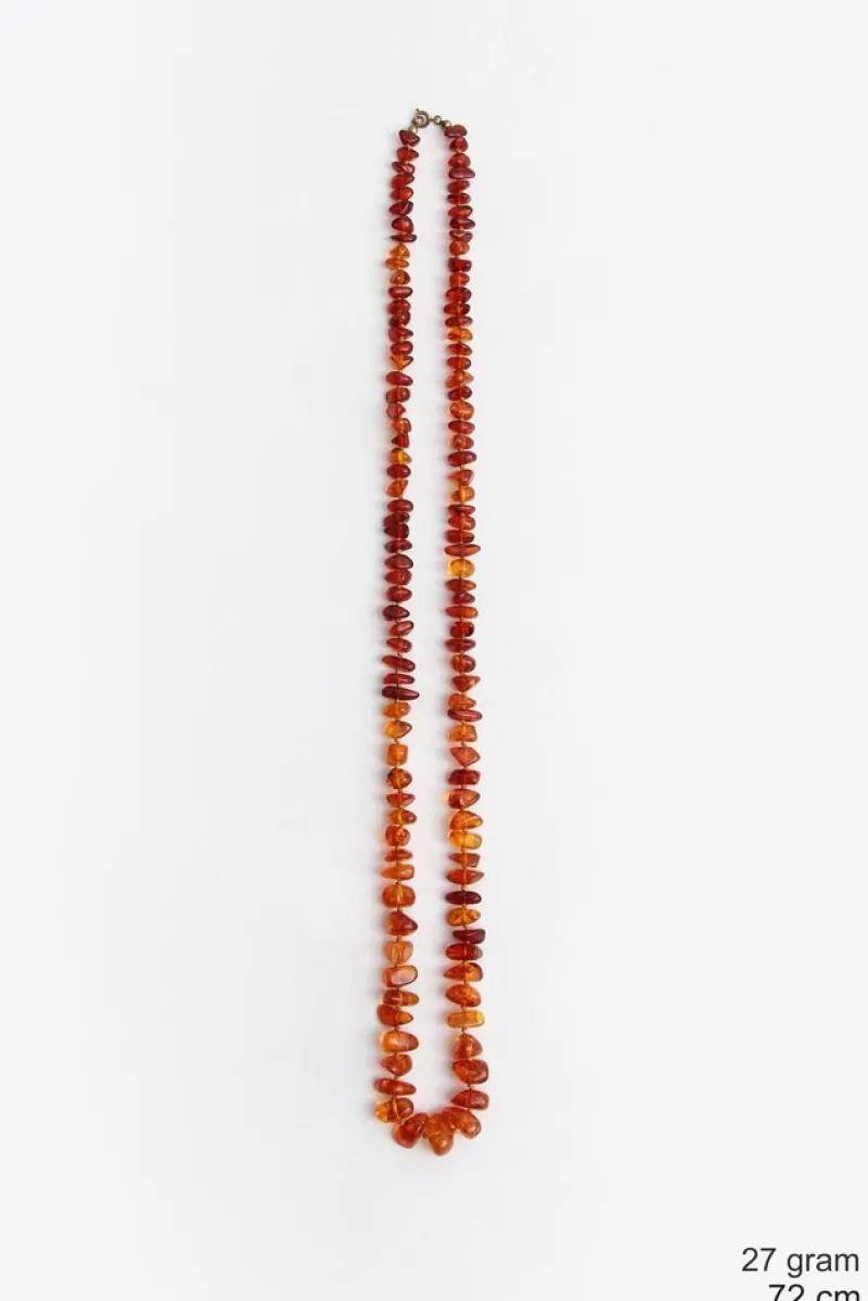 Pamono Vintage Three Amber Necklaces, 1960s, Set of 3> Necklaces