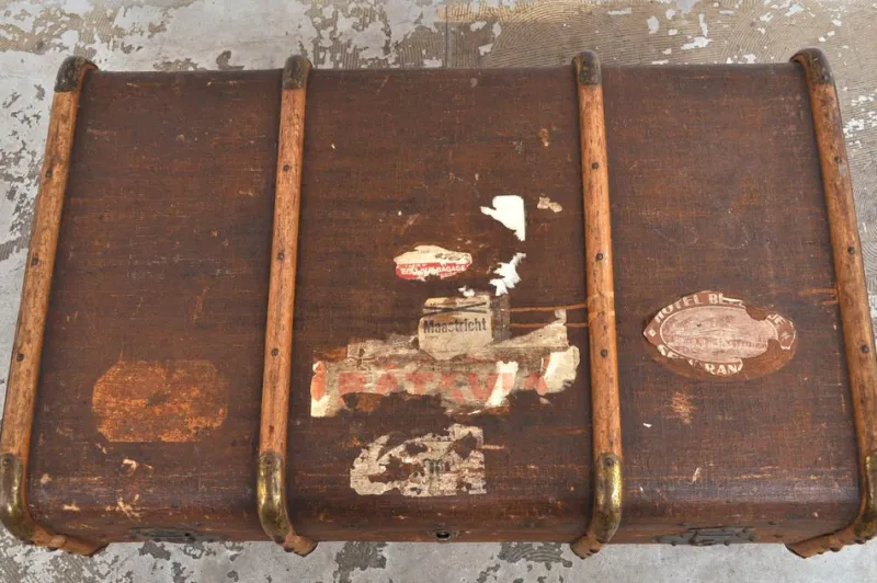 Hot Pamono Vintage Trunk from Mädler, 1930s