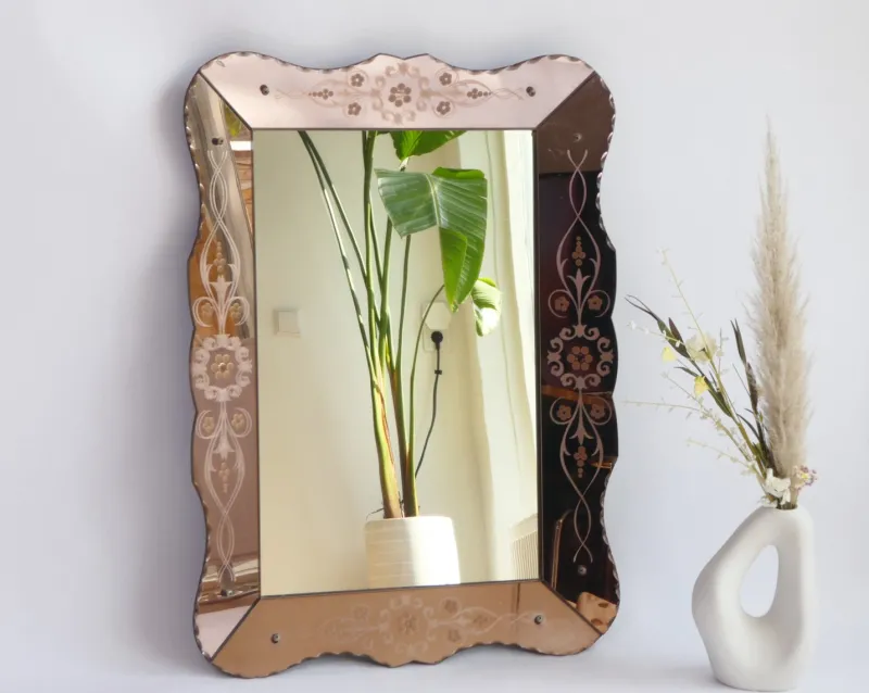Pamono Vintage Venetian Rectangular Rose Wall Mirror with Floral Details and Cut Glass, Italy, 1960s> Mirrors