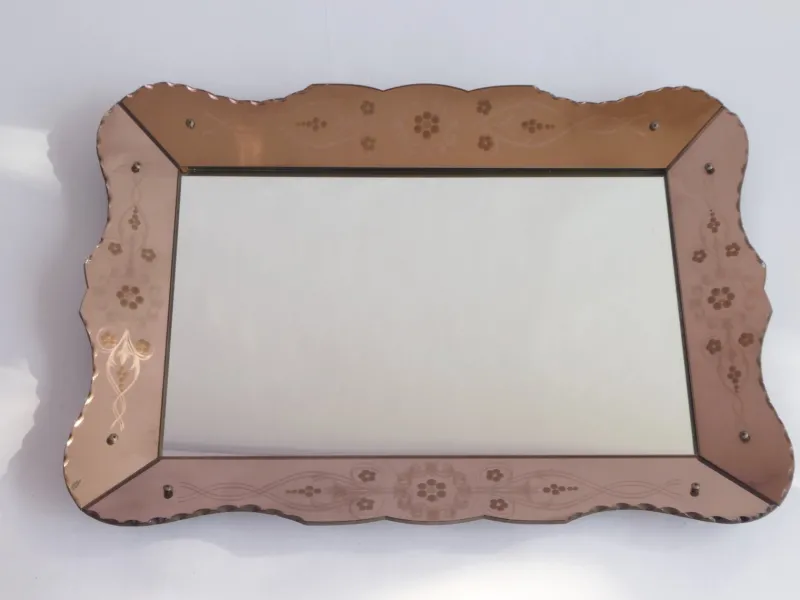 Pamono Vintage Venetian Rectangular Rose Wall Mirror with Floral Details and Cut Glass, Italy, 1960s> Mirrors