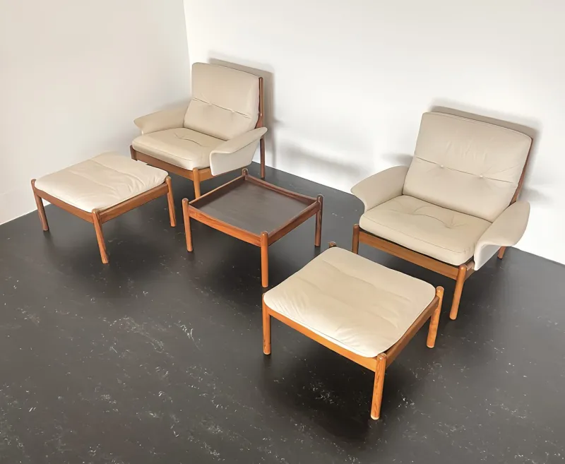 Sale Pamono Vintage Venus Living Room Set by Illum Wikkelso for Silkeborg, 1960s, Set of 5