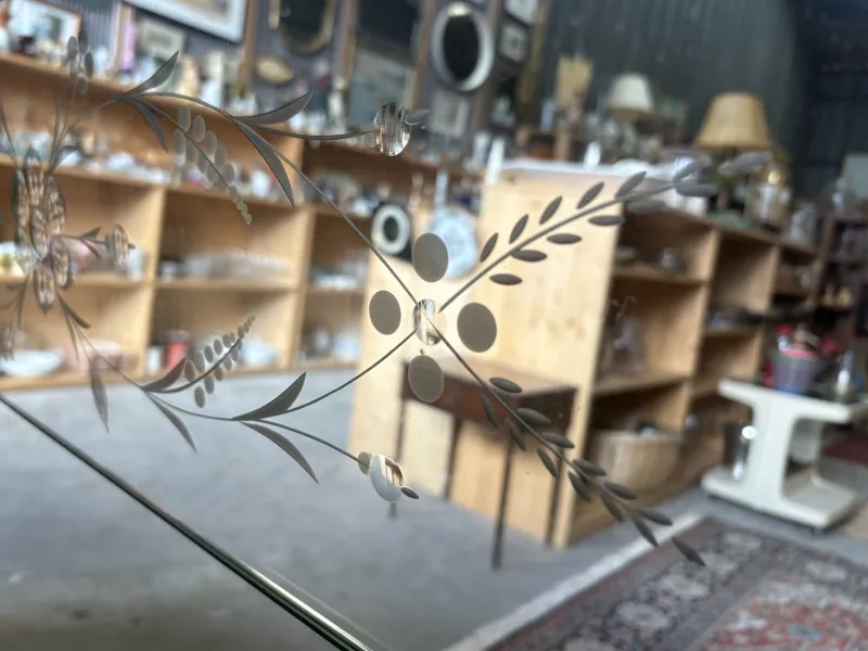 Online Pamono Vintage Wall Mirror with Refined Floral Engravings, 1960s