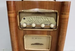 New Pamono Vintage Walnut Radio-Record Player