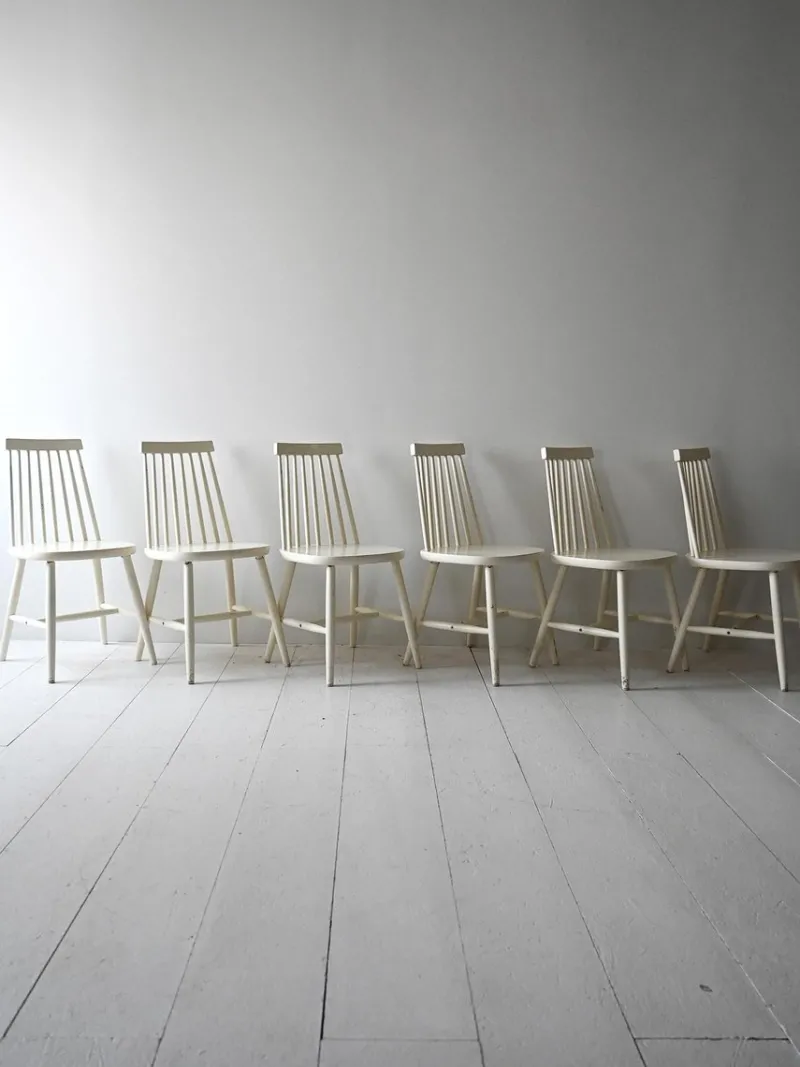 Pamono Vintage White Pinstolar Chairs, 1960s, Set of 6> Garden Seating