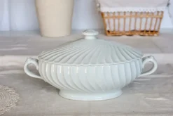 Hot Pamono Vintage White Porcelain Soup Tureen with Twists from Limoges Haviland, 1980s