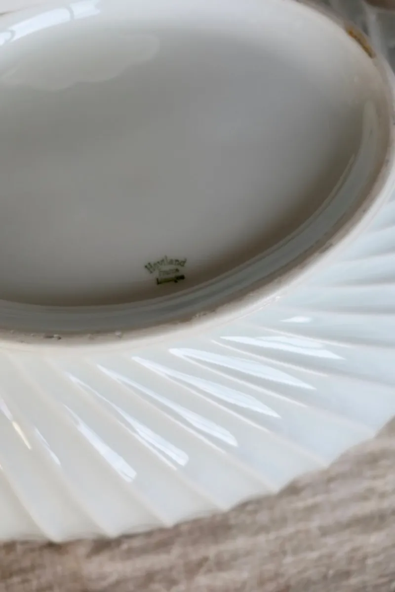 Hot Pamono Vintage White Porcelain Soup Tureen with Twists from Limoges Haviland, 1980s