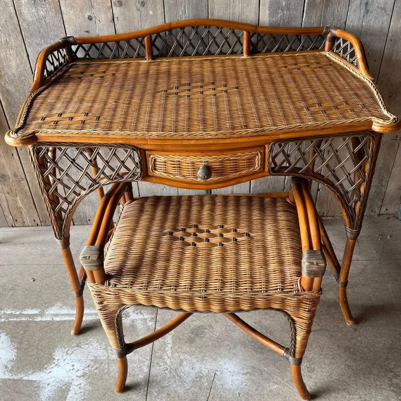 Pamono Vintage Wicker Dressing Table with Matching Stool, Set of 2