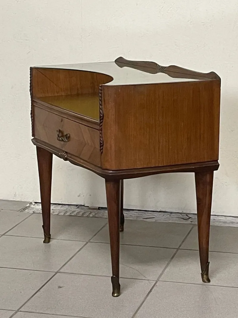 Pamono Vintage Wood and Glass Bedside Tables, 1950s, Set of 2> Nightstands