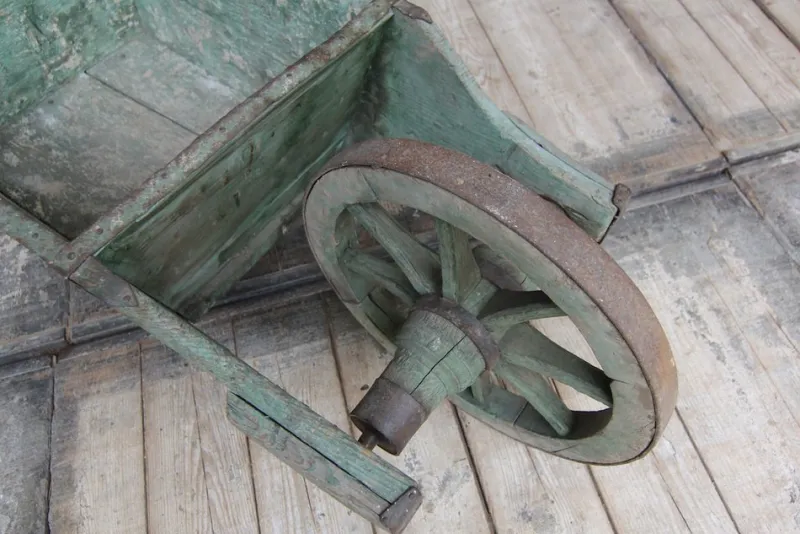 Pamono Vintage Wood Wheelbarrow, 1890s> Planters And Jardiniere