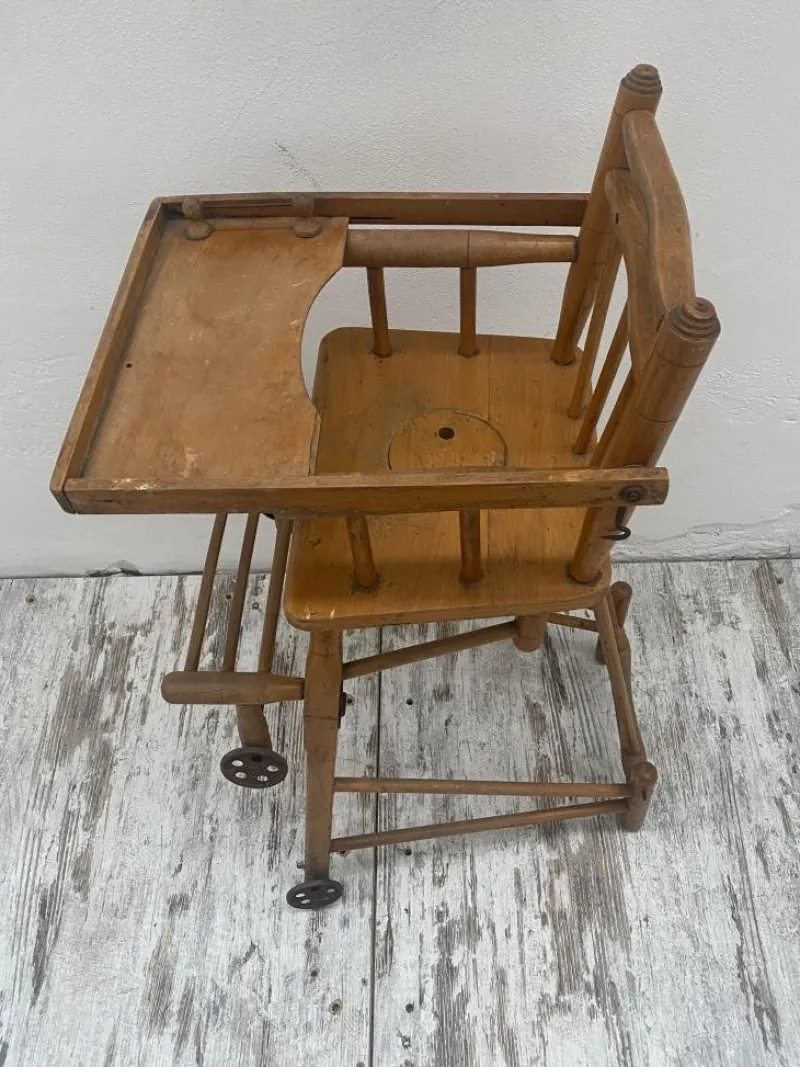 Hot Pamono Vintage Wooden Children's Chair