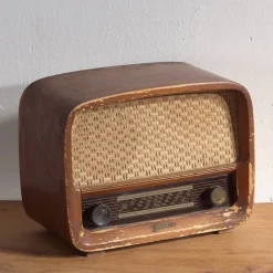 Pamono Vintage Wooden Radio, 1950s> Electronics