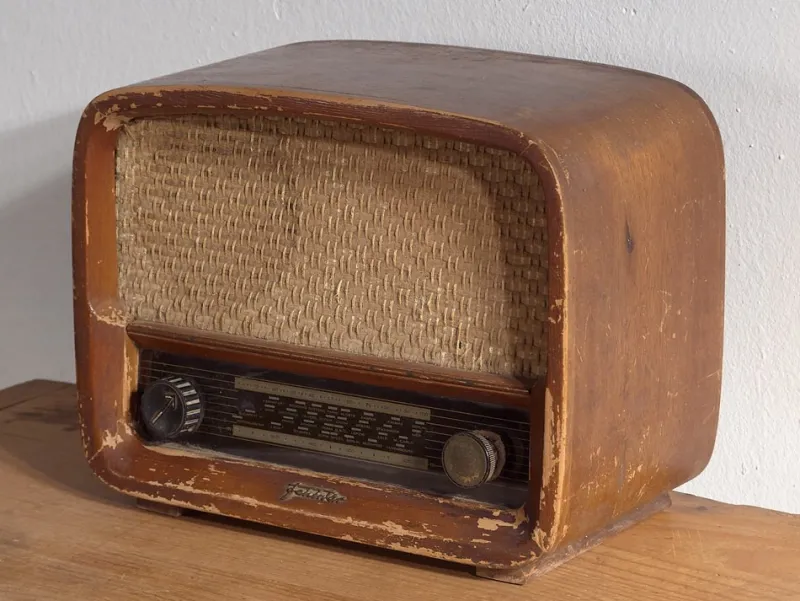 Pamono Vintage Wooden Radio, 1950s> Electronics