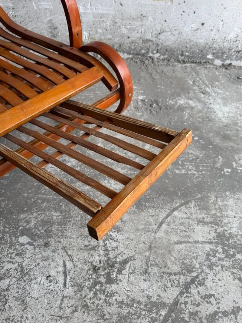 Discount Pamono Vintage Wooden Rocking Chaise Longue with Circular Frame
