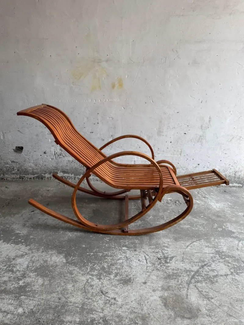 Discount Pamono Vintage Wooden Rocking Chaise Longue with Circular Frame