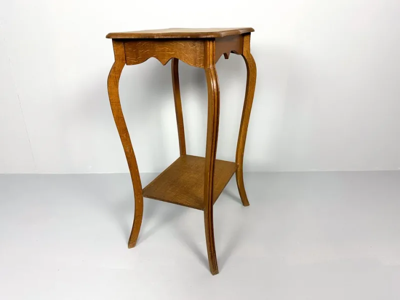 Pamono Vintage Wooden Side Table, 1890s> Coffee & Side Tables
