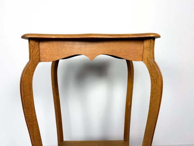 Pamono Vintage Wooden Side Table, 1890s> Coffee & Side Tables
