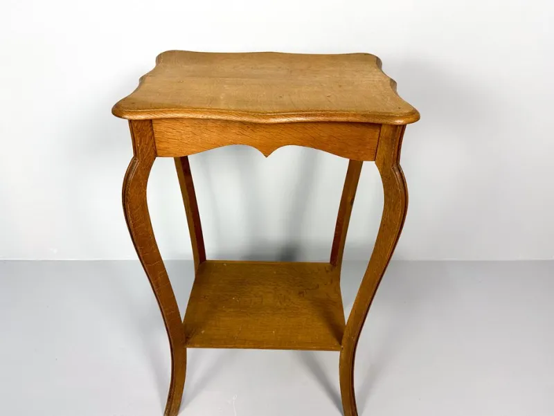 Pamono Vintage Wooden Side Table, 1890s> Coffee & Side Tables
