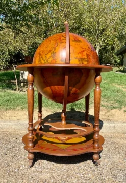 Pamono Vintage World Globe on Wheels Bar, 1960s> Cabinets & Wardrobes
