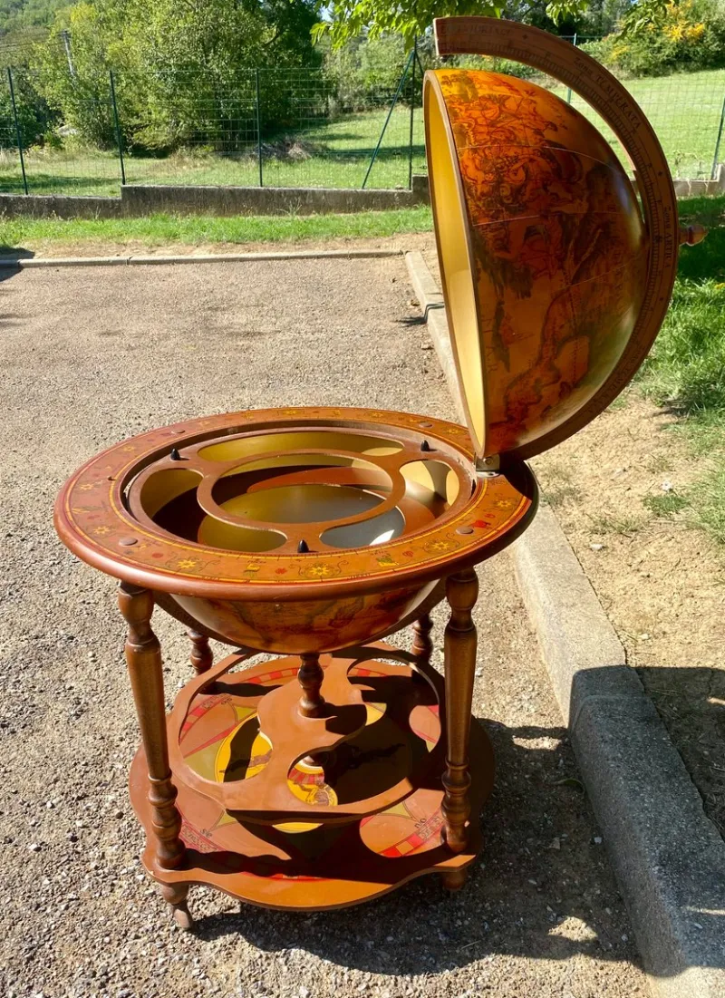 Pamono Vintage World Globe on Wheels Bar, 1960s> Cabinets & Wardrobes