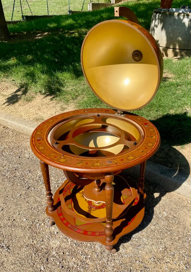 Pamono Vintage World Globe on Wheels Bar, 1960s> Cabinets & Wardrobes