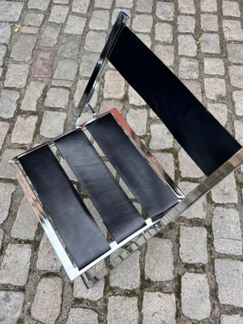 Pamono Vono Folding Chair in Leather and Chrome from Interlübke> Side Chairs & Dining Chairs