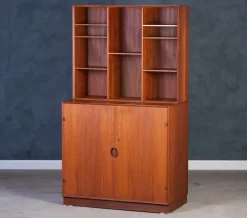 Pamono Wall Unit in Teak by Peter Hvidt & Orla Mølgaard for Søborg Møbelfabrik, 1950s><noscript><img width=